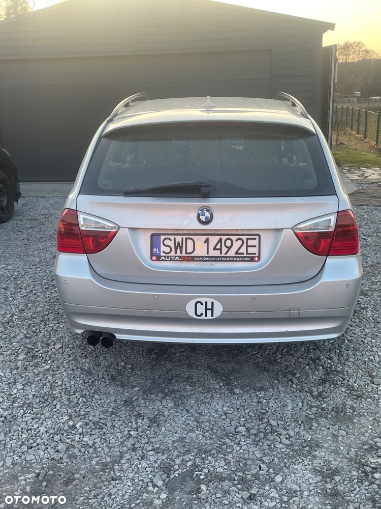 BMW Seria 3 ver-325i - 4