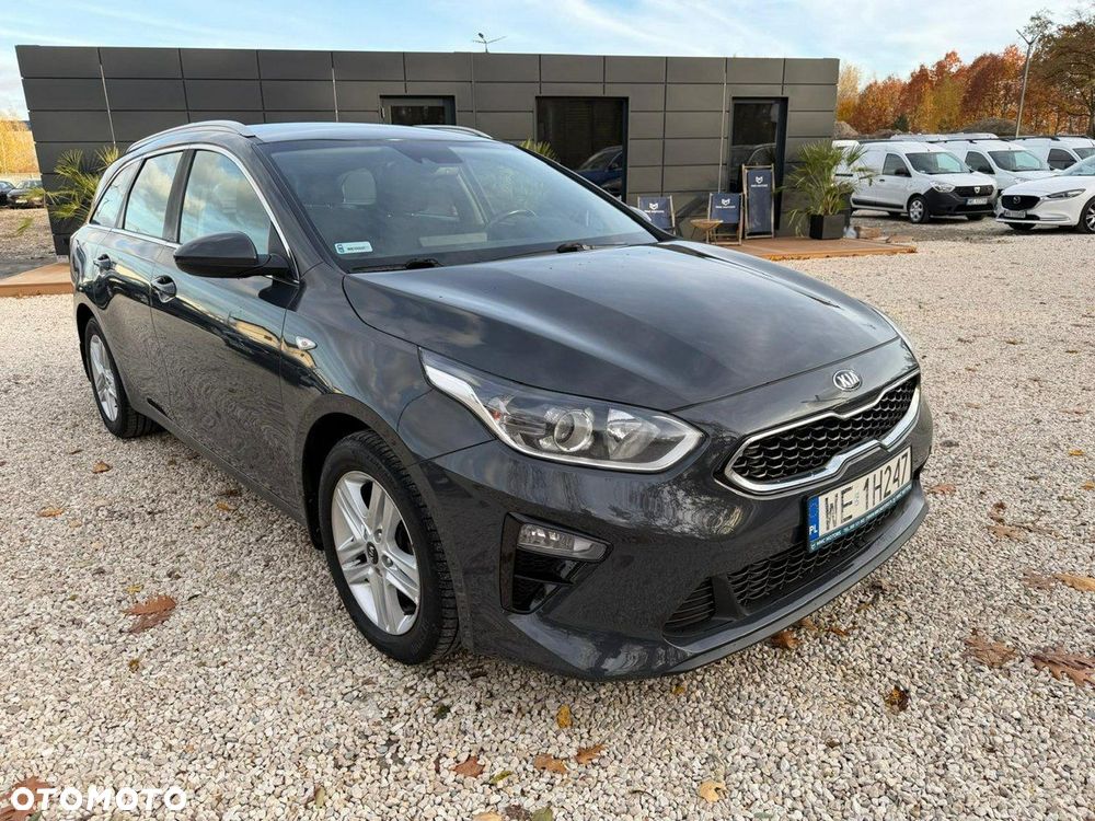 Kia Ceed - 1
