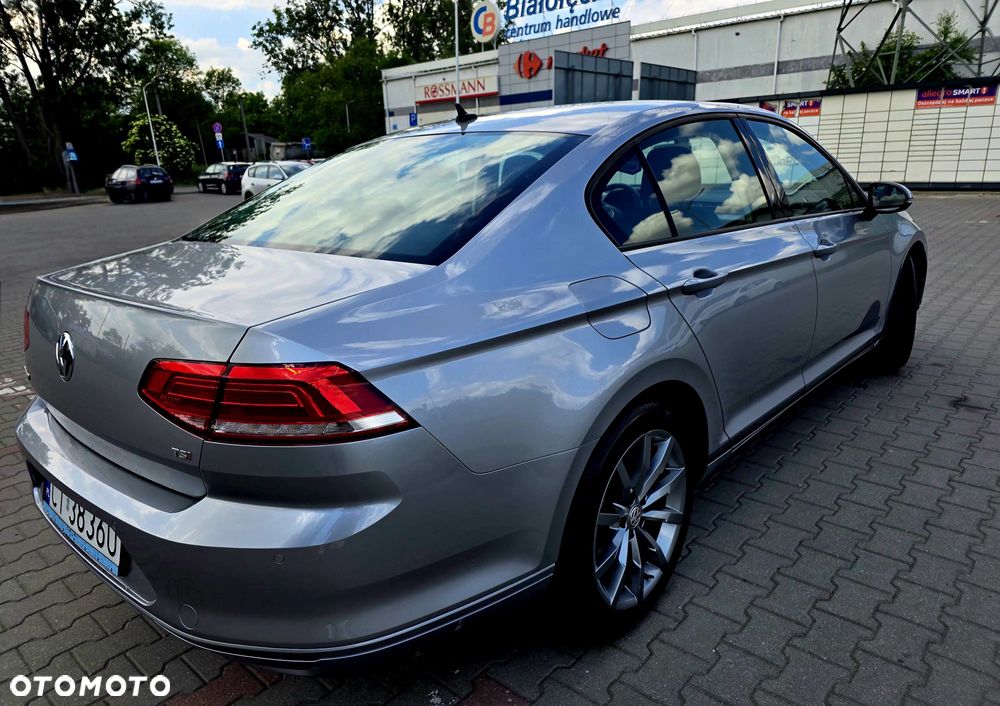 Volkswagen Passat 1.4 TSI BlueMotion Technology DSG Comfortline - 5