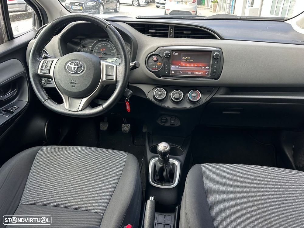 Toyota Yaris 1.0 VVT-i ACtive+AC - 10