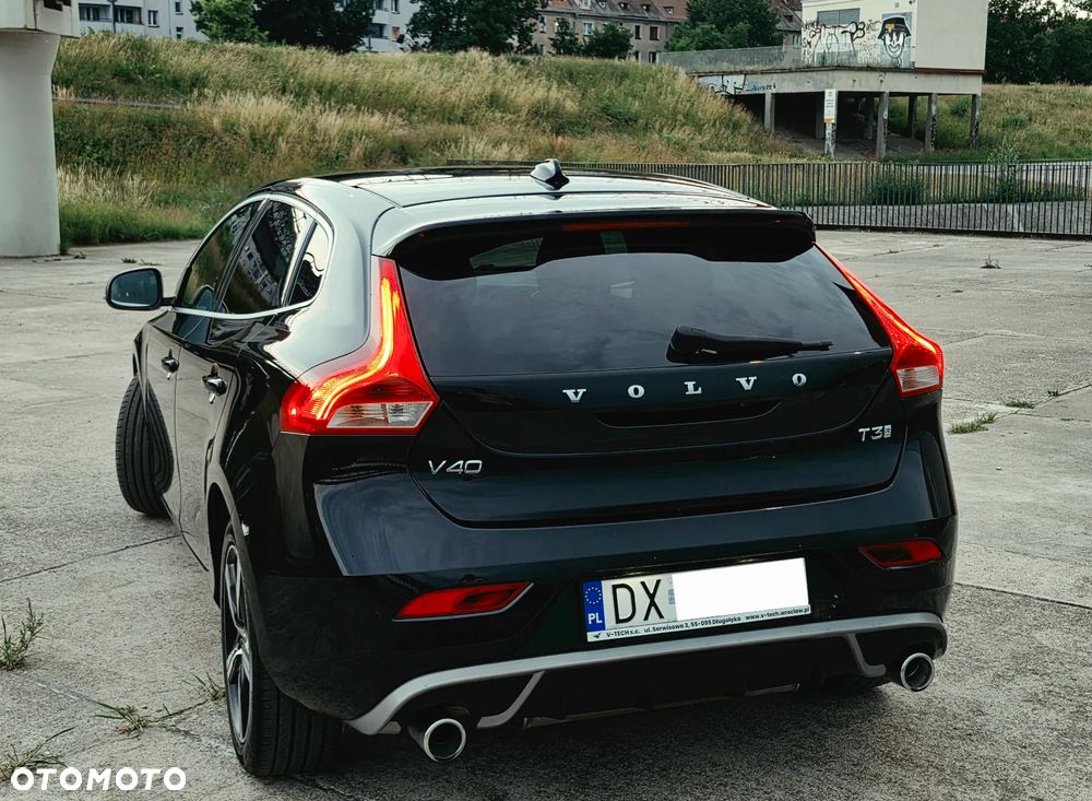 Volvo V40 T3 Drive-E R-Design Momentum - 2