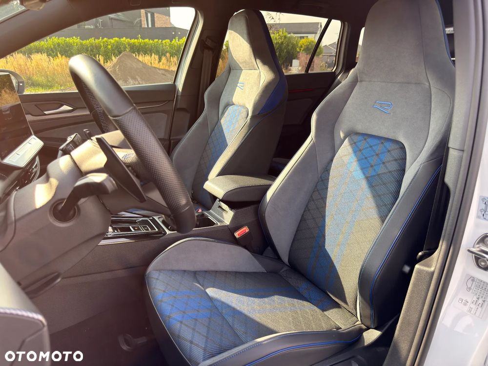 Volkswagen Golf 2025