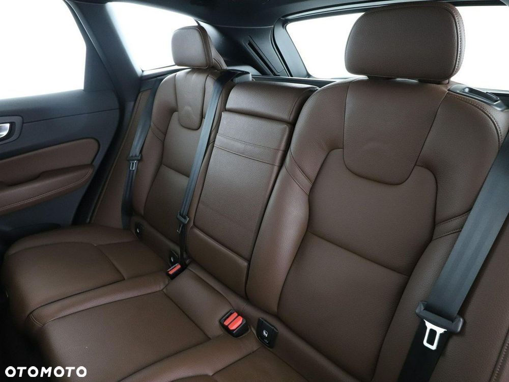 Volvo XC 60 T6 AWD Recharge Geartronic Inscription - 18