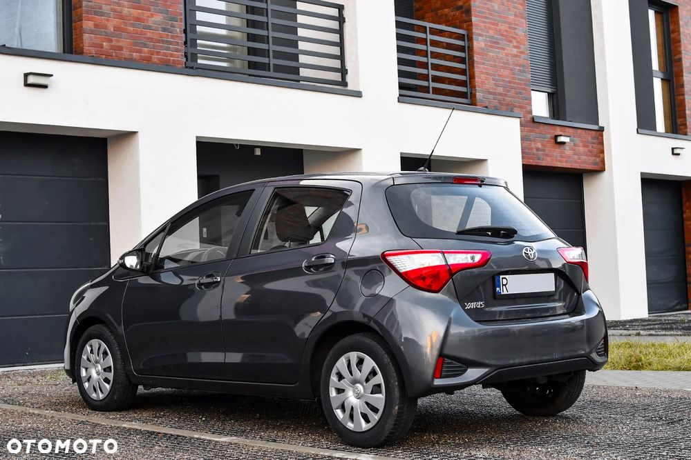Toyota Yaris 1.5 Premium - 3