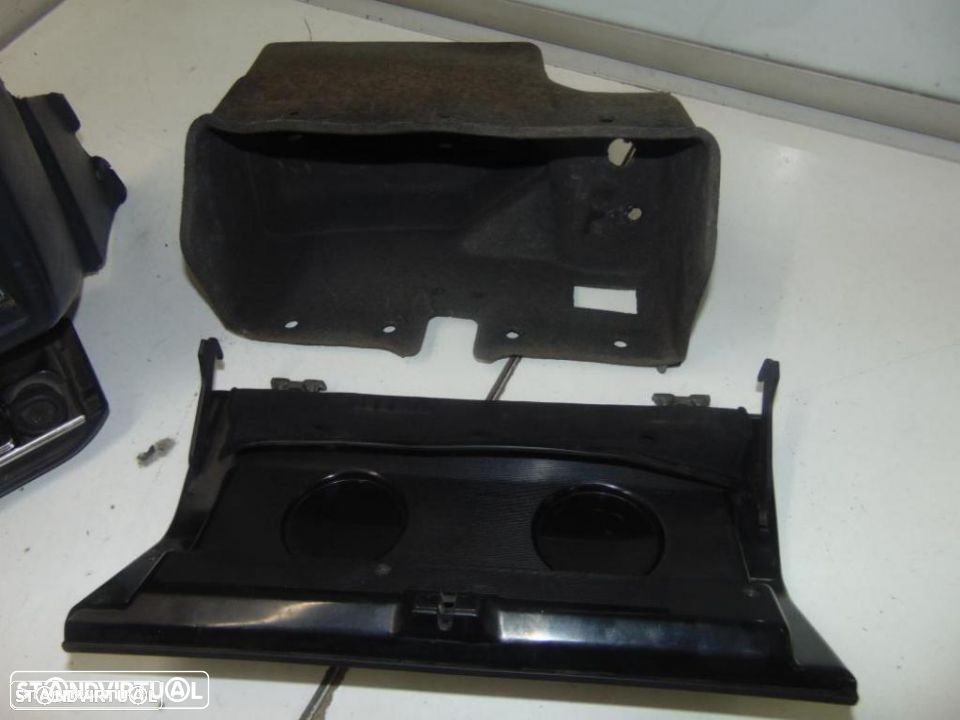 Mercedes 190 W201 várias peças - 5