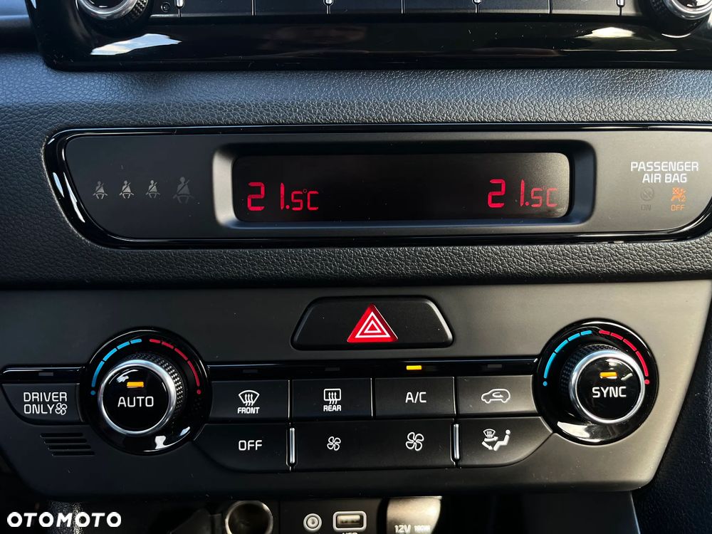 Kia Niro 1.6 GDI Hybrid M - 20