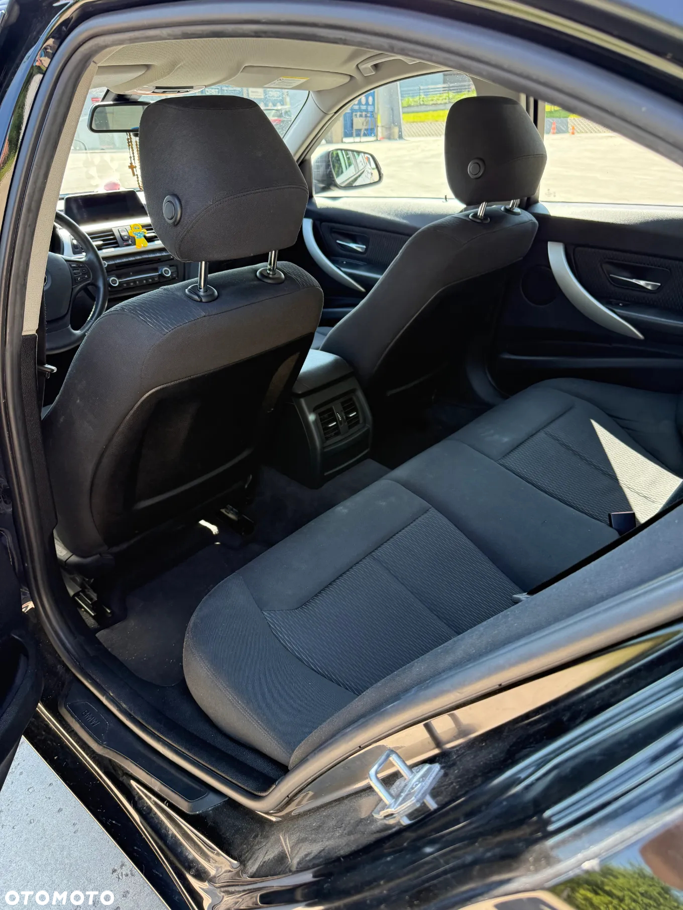 BMW Seria 3 320i - 10