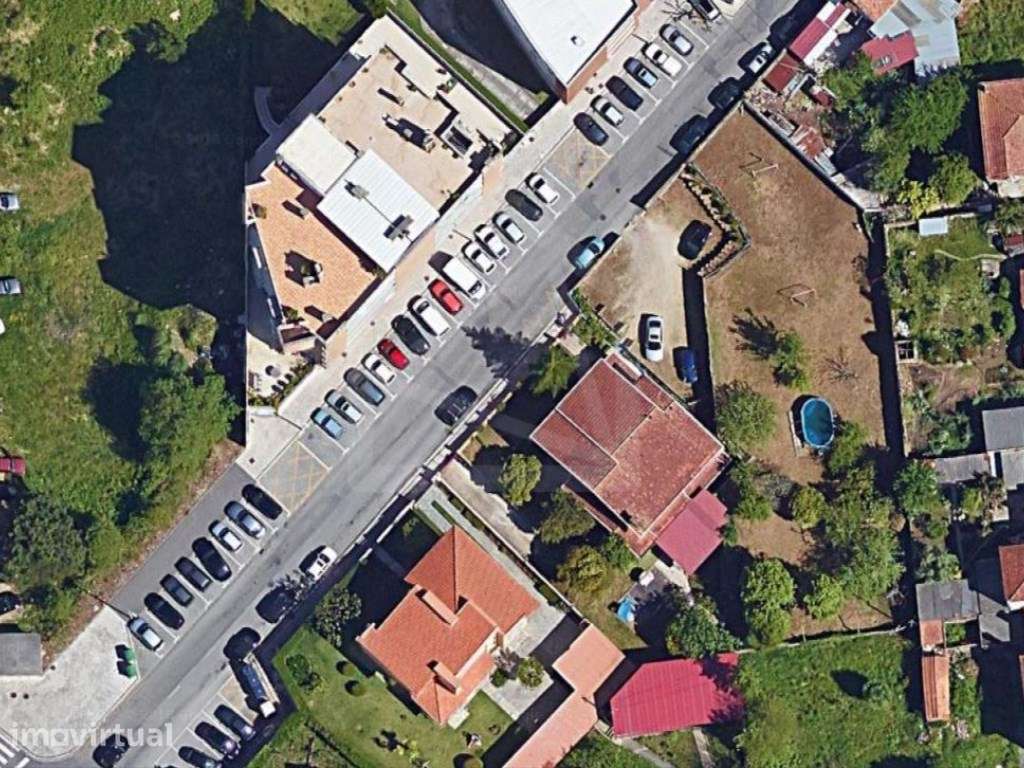 Terreno no centro de São João da Madeira - Grande imagem: 2/3