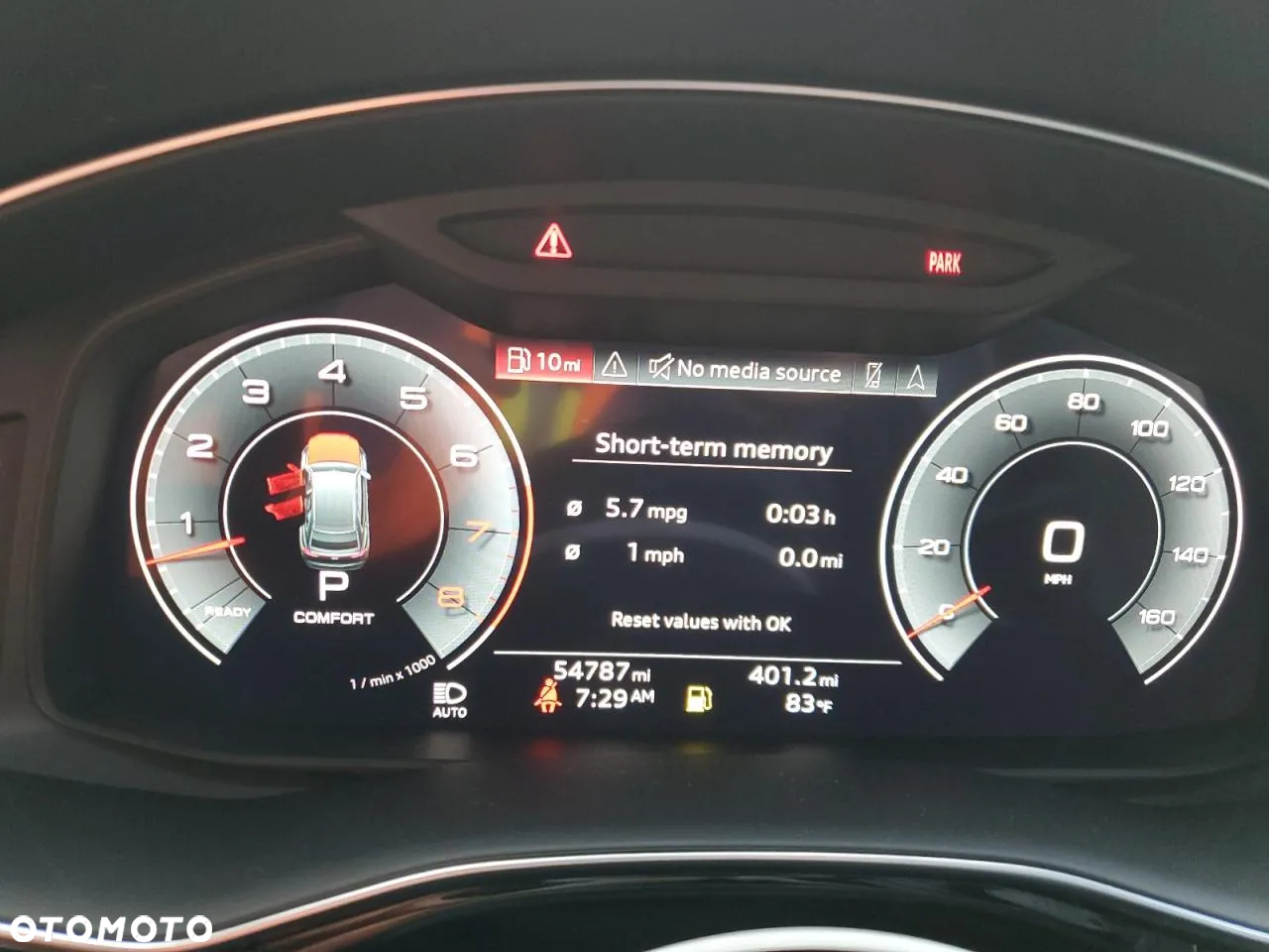 Audi Q8 55 TFSI quattro tiptronic - 9