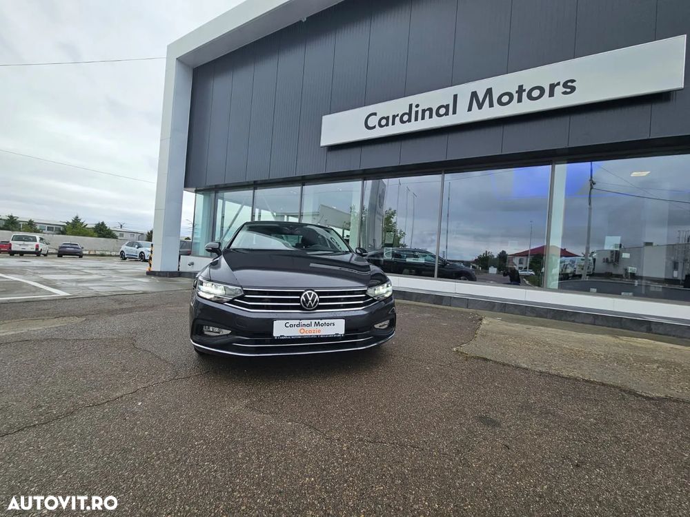 Volkswagen Passat 2.0 TDI DSG Highline - 1