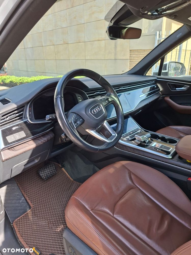 Audi Q7 - 5