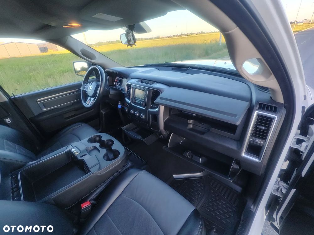 RAM 1500 5.7 Crew Cab Limited - 11