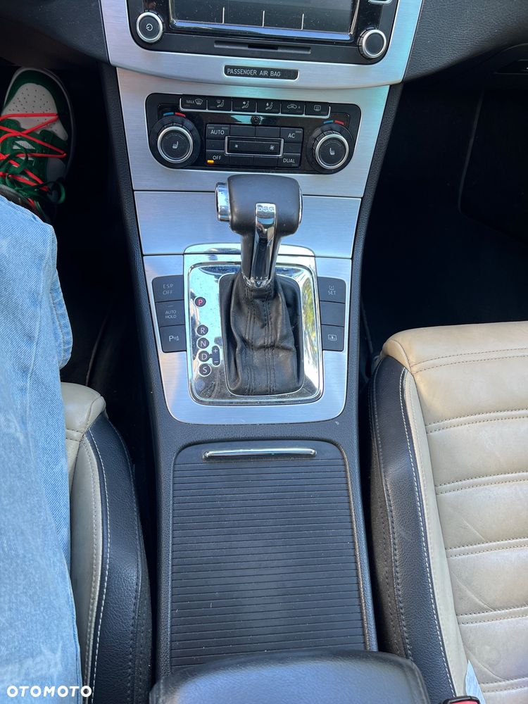 Volkswagen Passat CC 2.0 TDI DSG - 25