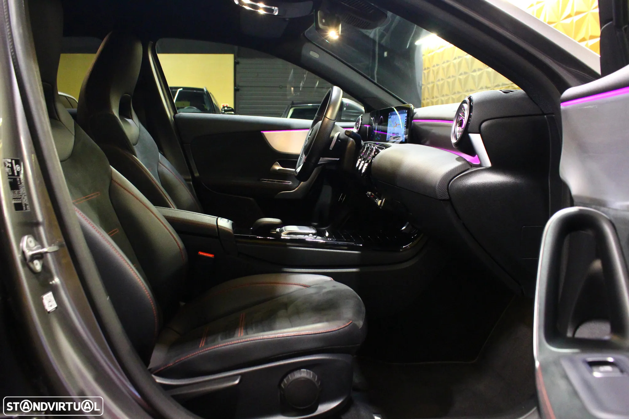 Mercedes-Benz A 250 e AMG Line - 15