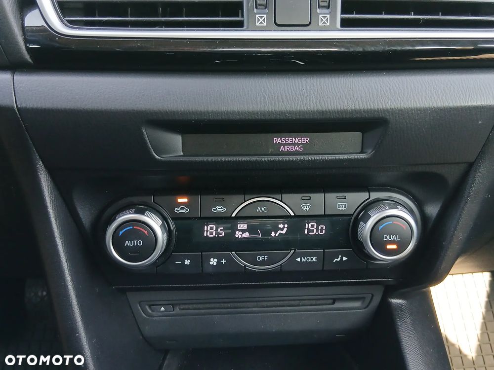 Mazda 3 - 11