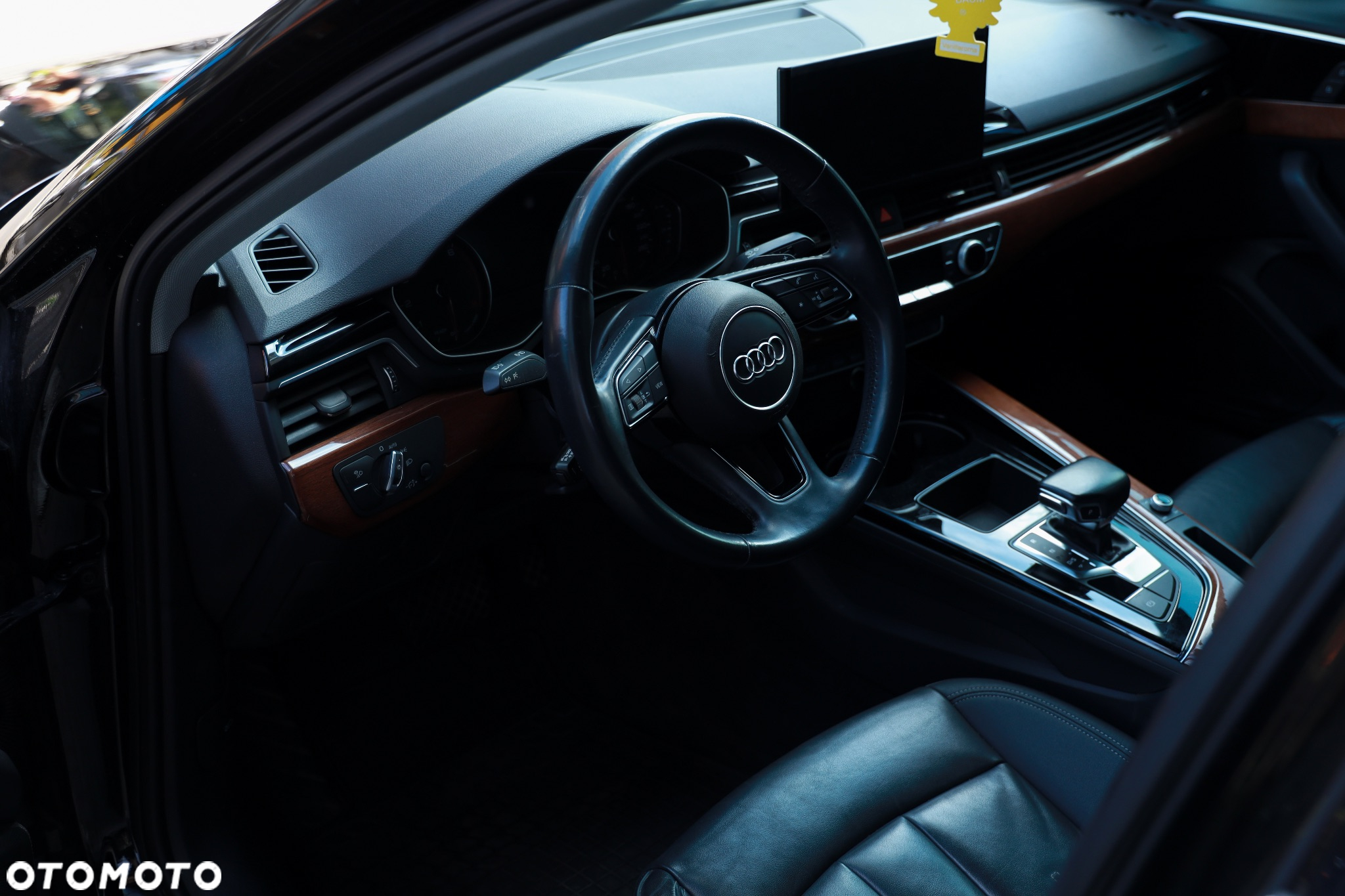 Audi A4 2.0 TFSI ultra S tronic sport - 9