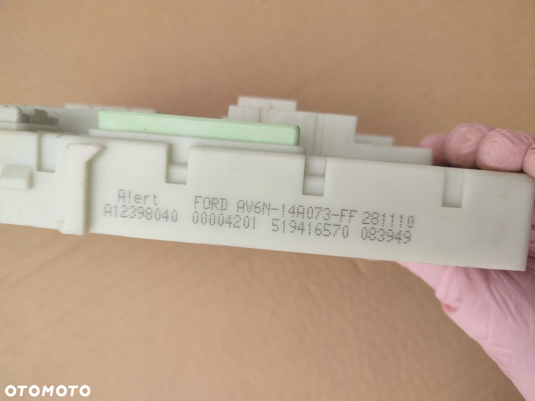 Moduł skrzynka bezpieczników BSI FORD GRAND C-MAX II AV6N-14A073-FF - 2