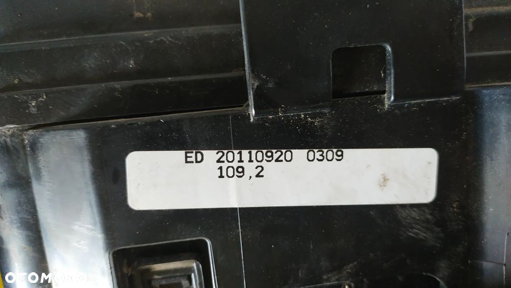SKRZYNKA BEZPIECZNIKÓW KIA CEED 912071H240 - 3