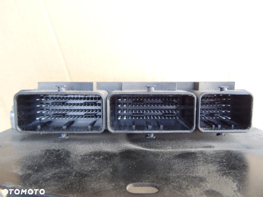 Renault Trafic III 237103984R 237107550R - 5