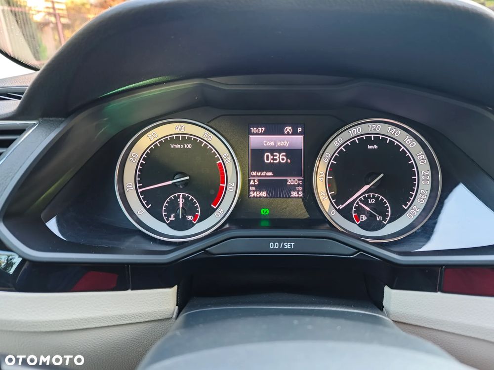 Skoda Superb 2.0 TSI 4x4 L&K DSG - 13