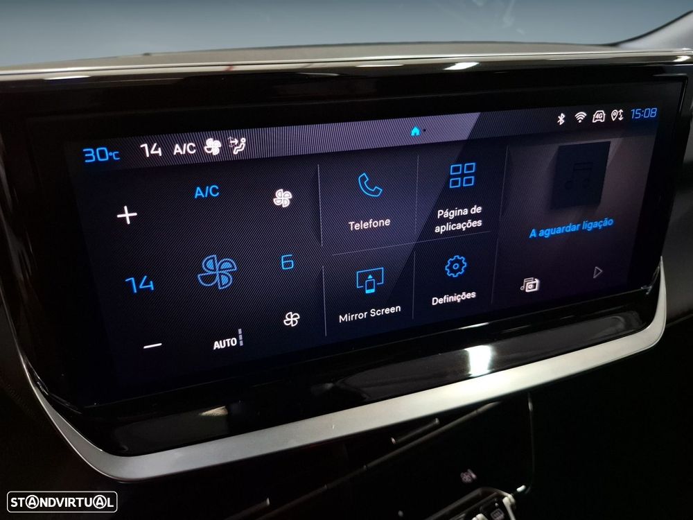 Peugeot 208 1.2 Hybrid Allure e-DCS6 — fotografia 19