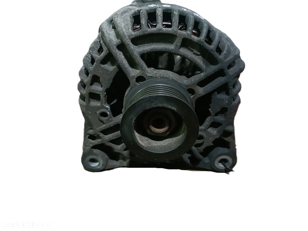 RENAULT LAGUNA II 01-07 2,0 TB alternator BOSCH 0124525135 8200692869-D * - 5