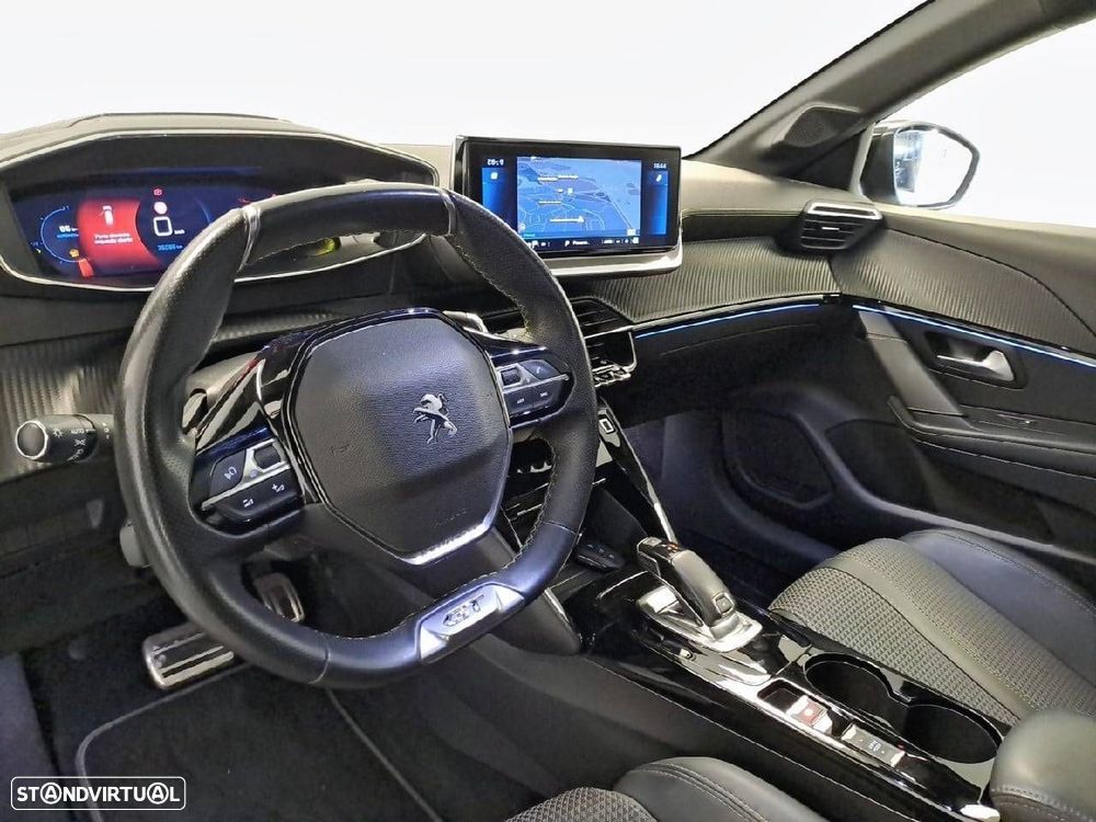 Peugeot 208 1.2 PureTech GT EAT8 - 8