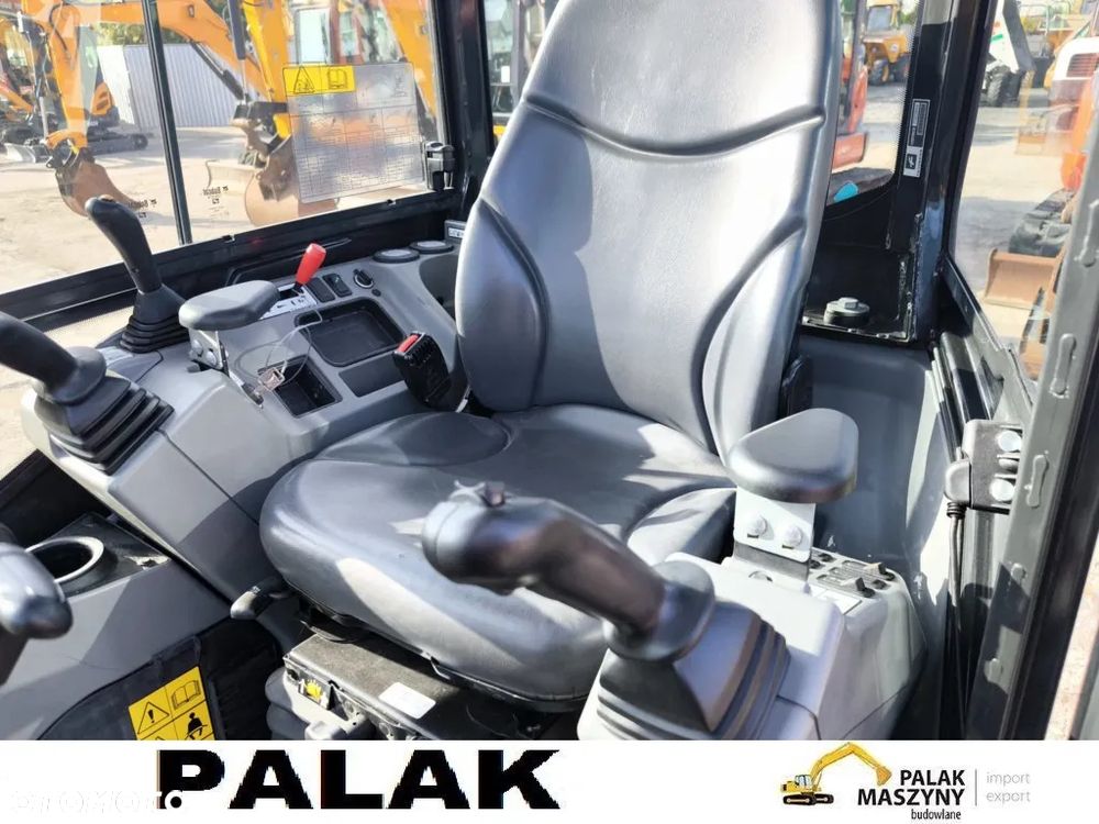 Bobcat Mini koparka  BOBCAT E 27 ,  2024 rok - 13