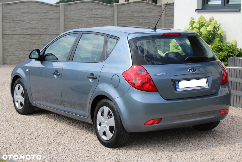 Kia Ceed 1.4 CVVT LX - 6