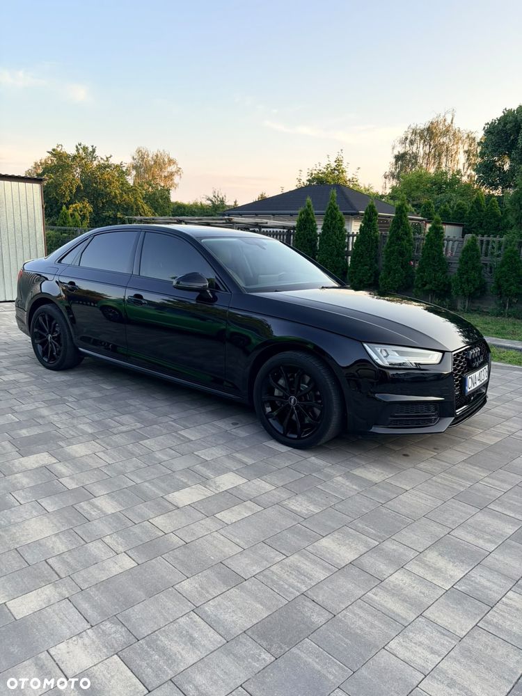 Audi A4 Limousine - 12