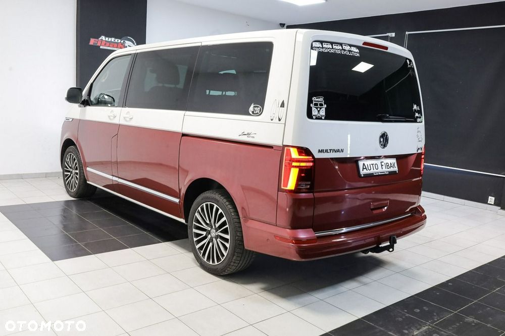 Volkswagen Multivan - 13