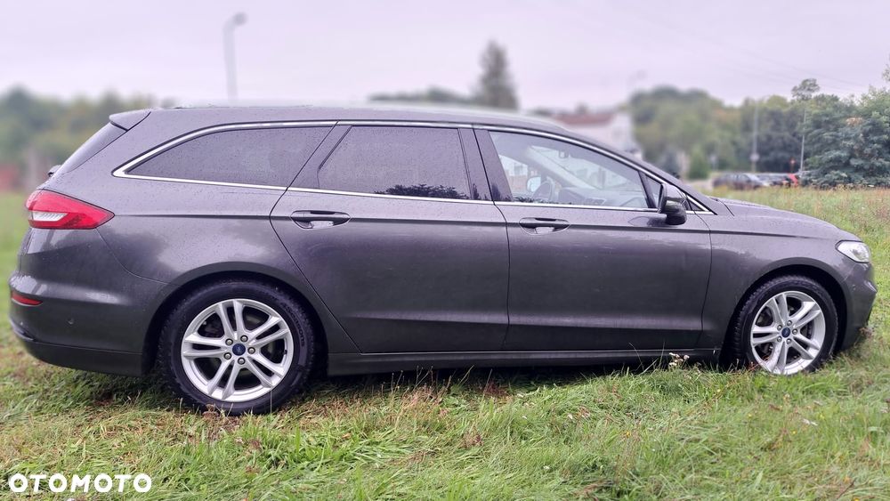 Ford Mondeo 2.0 TDCi Titanium PowerShift - 3