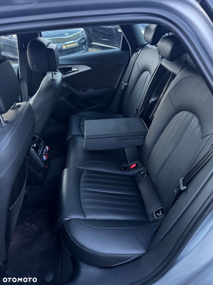 Audi A6 Avant 3.0 TDI quattro S tronic - 14