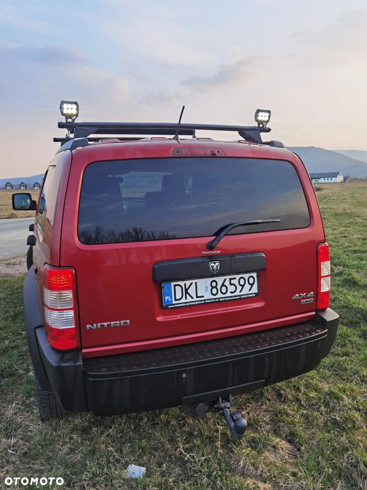 Dodge Nitro 2.8 CRD DPF SXT - 14