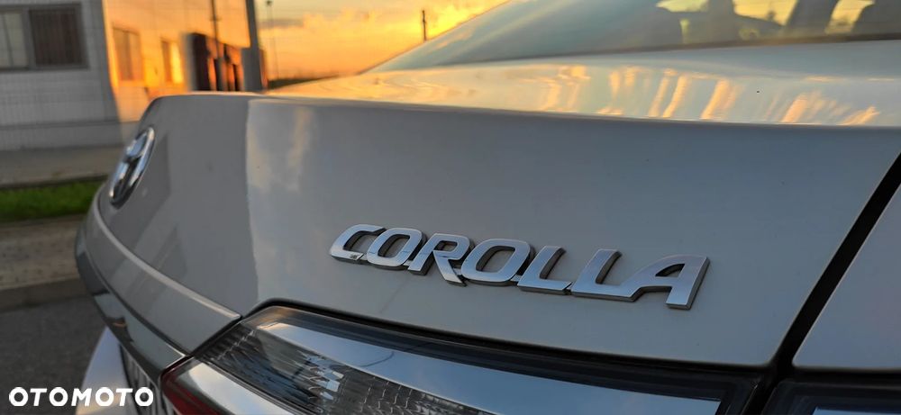 Toyota Corolla 1.6 Comfort - 23