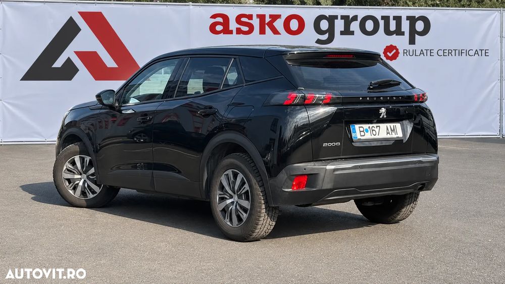 Peugeot 2008 1.2 L PureTech STT Allure - 9