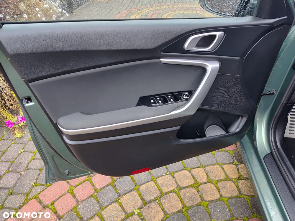 Kia Ceed 1.0 T-GDI 100 OPF Edition 7 - 13
