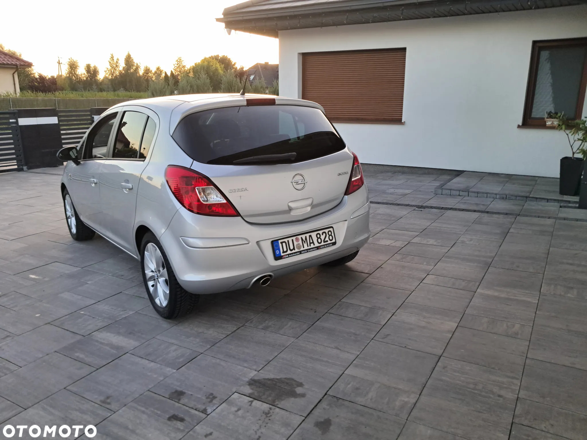 Opel Corsa 1.2 16V Edition 150 - 7
