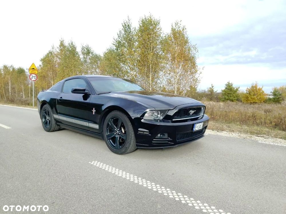 Ford Mustang - 2