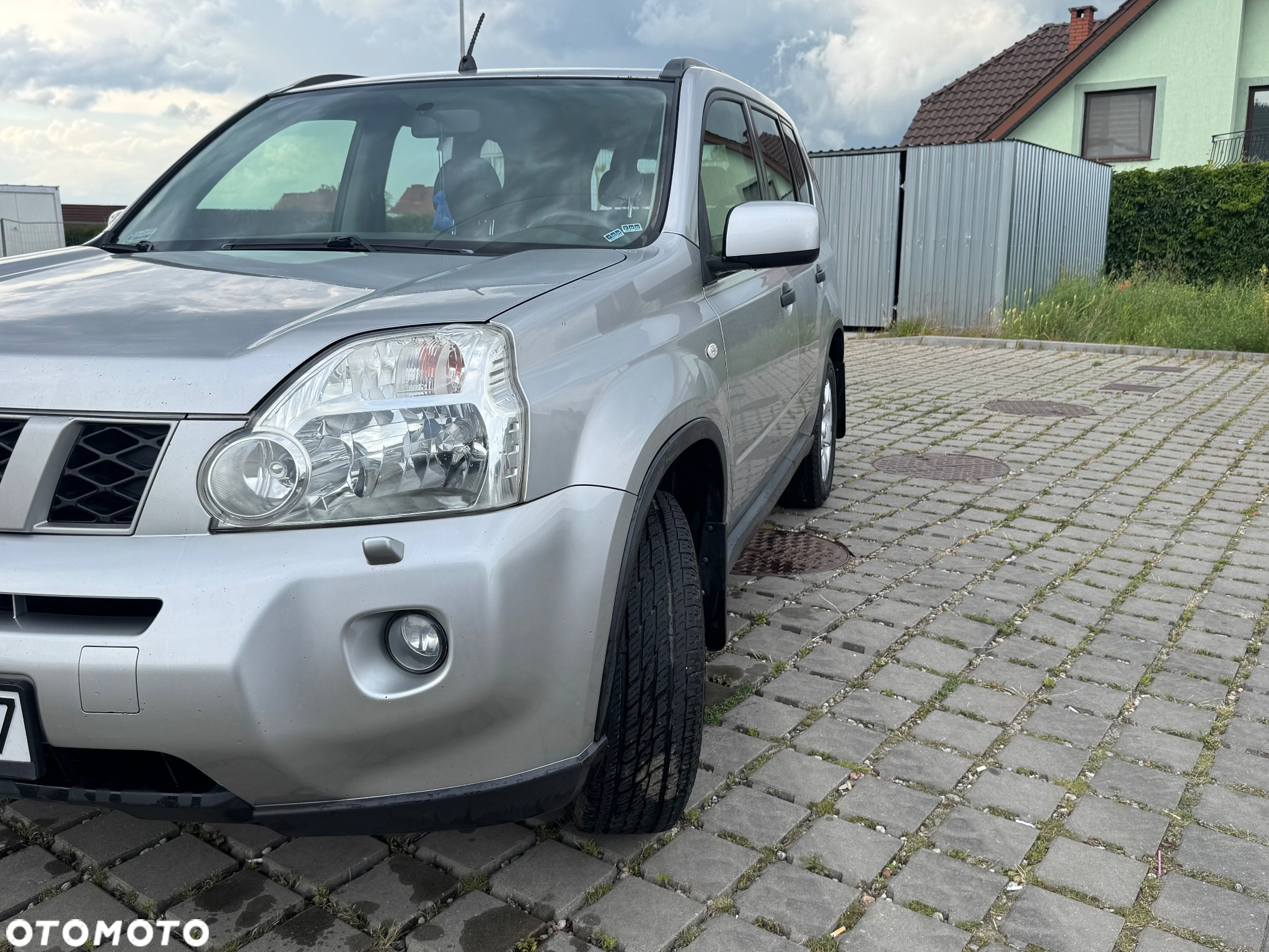 Nissan X-Trail - 2