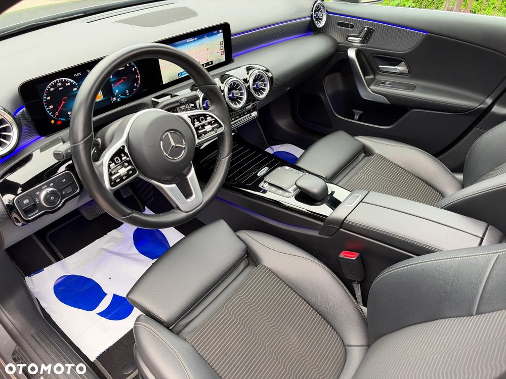 Mercedes-Benz Klasa A 250 7G-DCT - 9