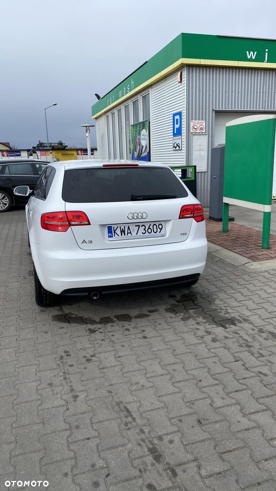 Audi A3 Sportback - 4