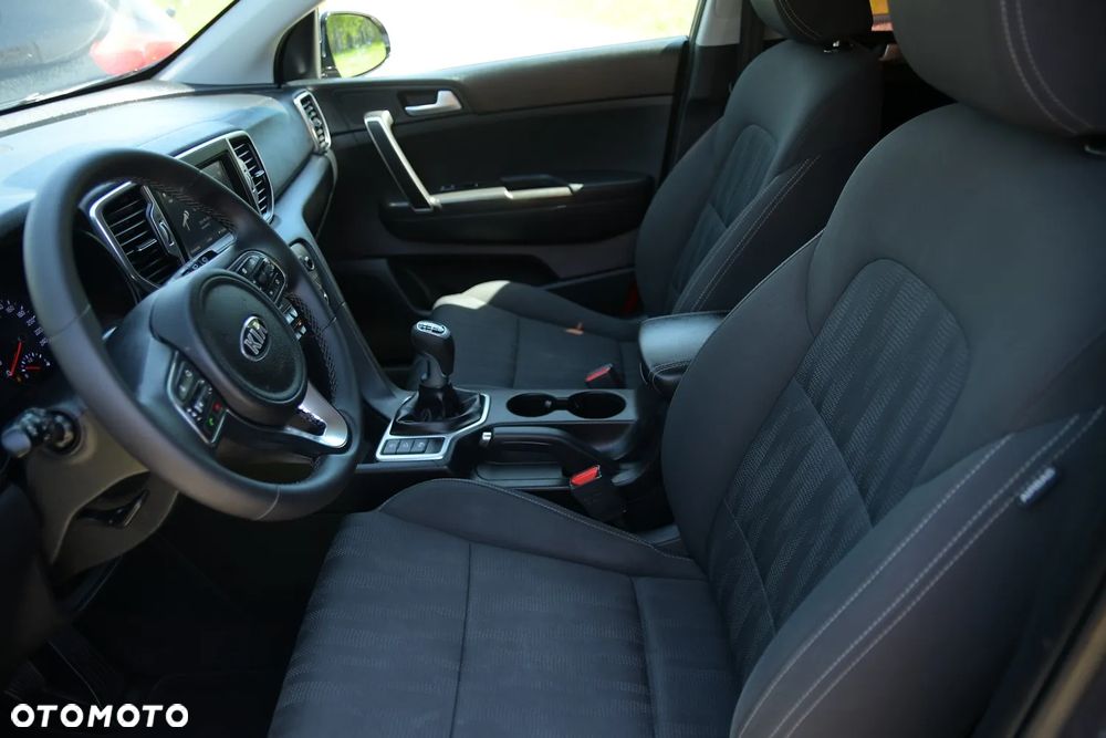 Kia Sportage 1.7 CRDI 2WD Attract - 26