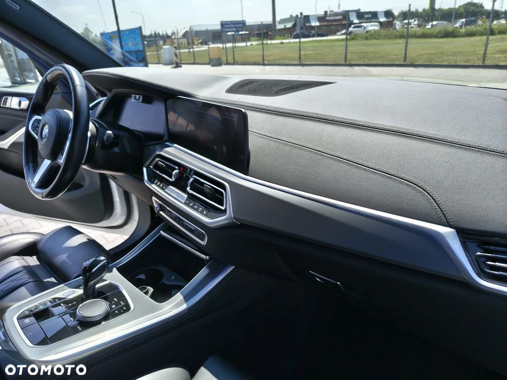BMW X5 xDrive25d - 14