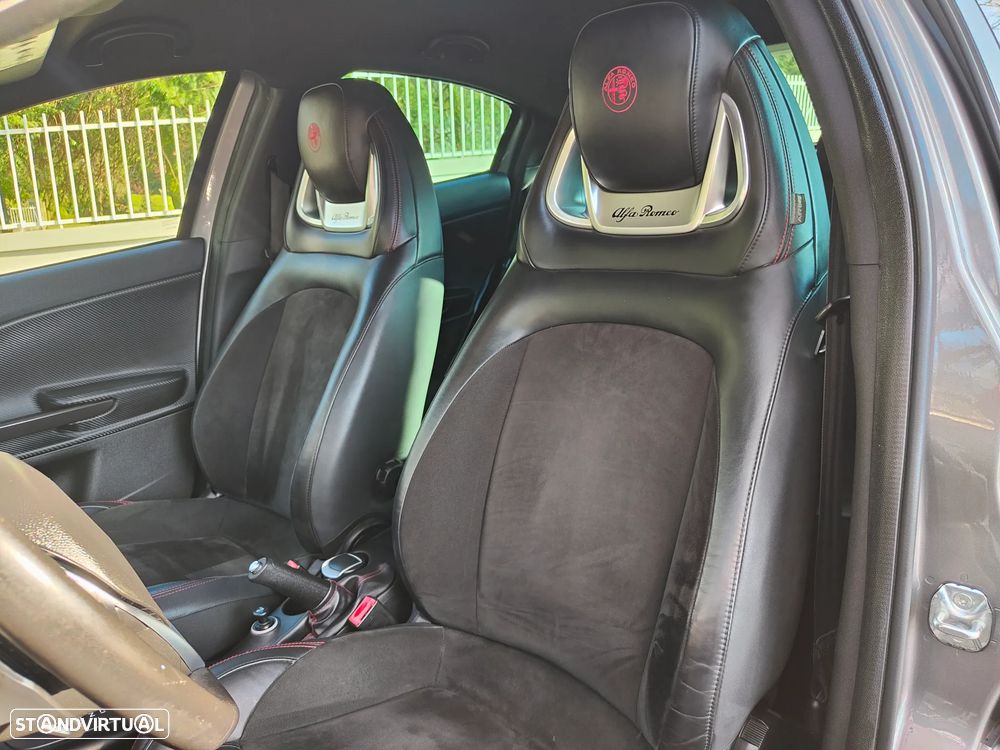 Alfa Romeo Giulietta 1750 TBi Veloce TCT - 16