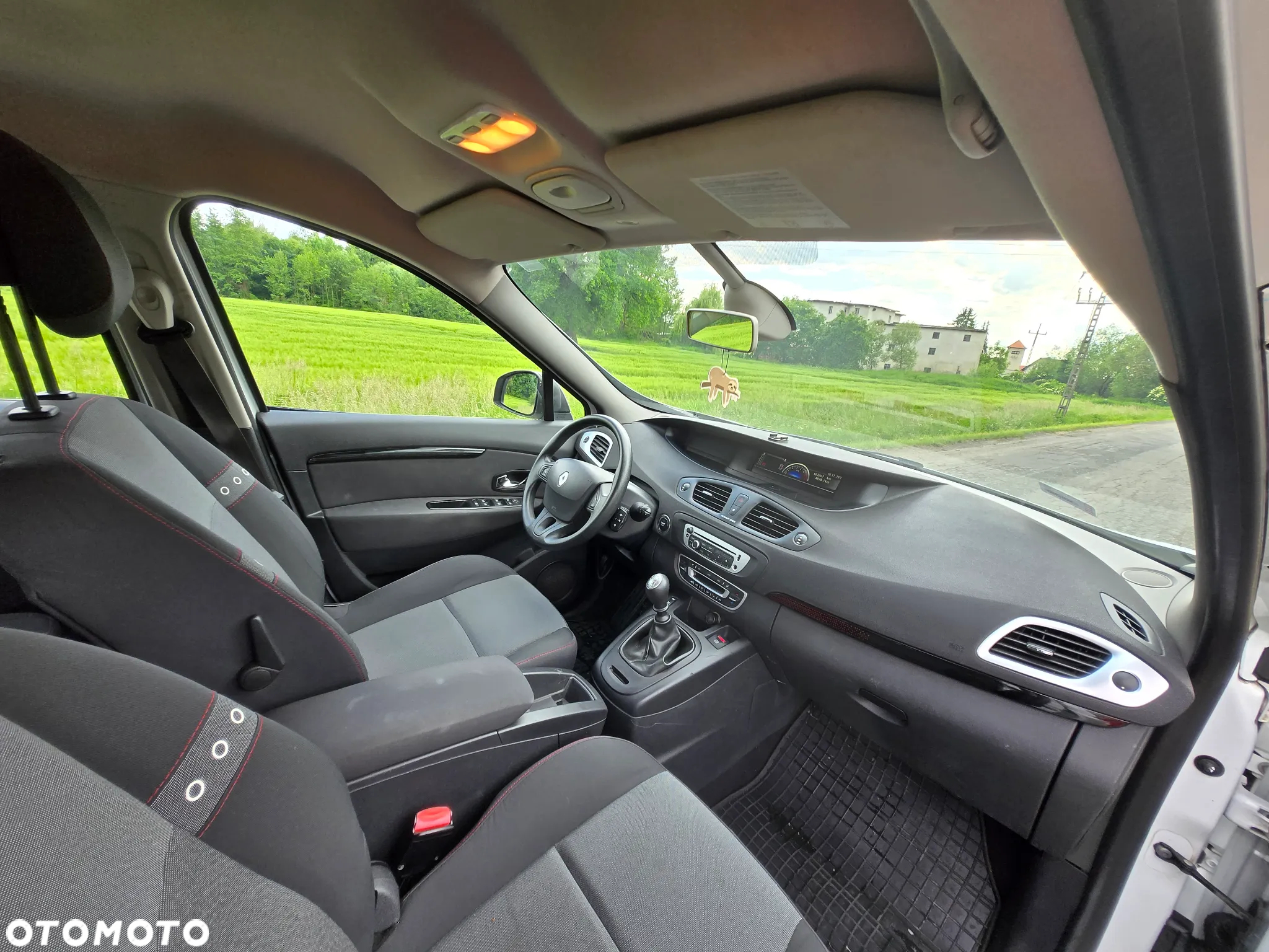 Renault Scenic 1.6 16V 110 Authentique - 6