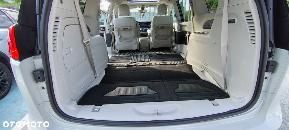 Chrysler Pacifica - 23