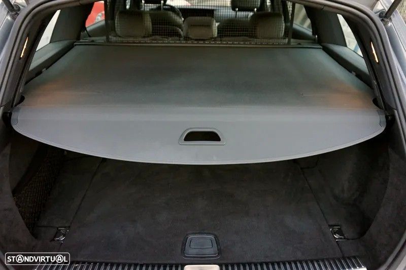 Mercedes-Benz E 220 d AMG designo - 4