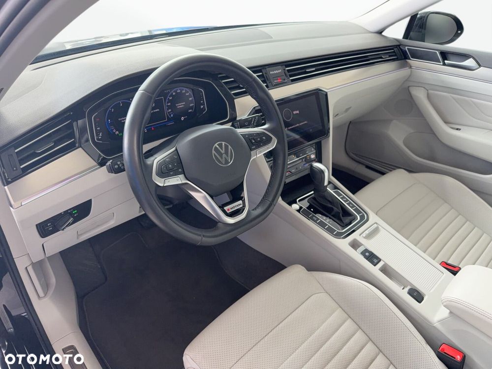 Volkswagen Passat Variant - 9
