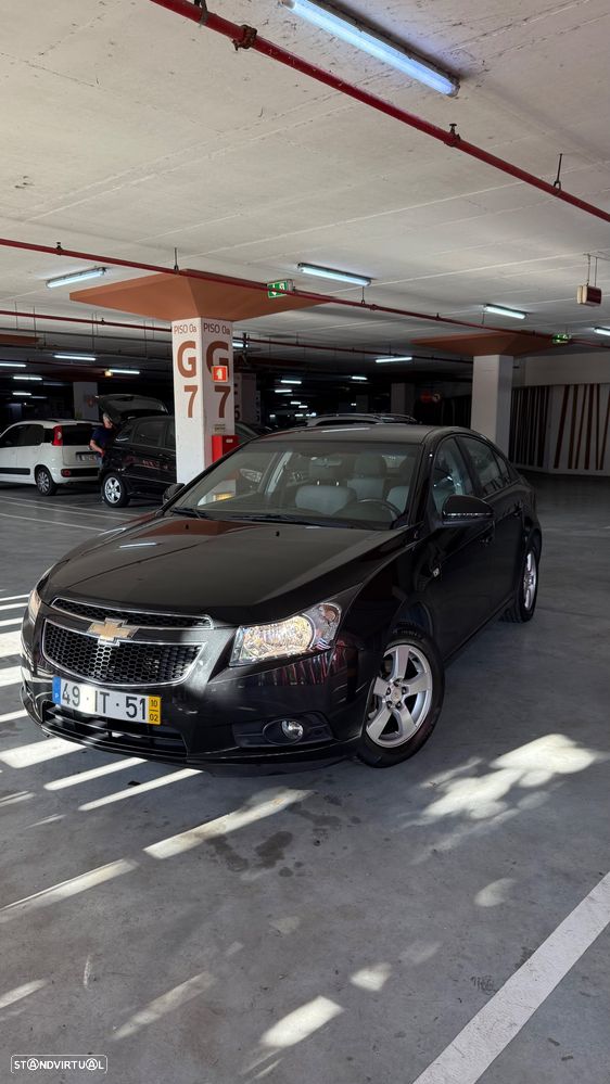 Chevrolet Cruze 1.6 LS - 1